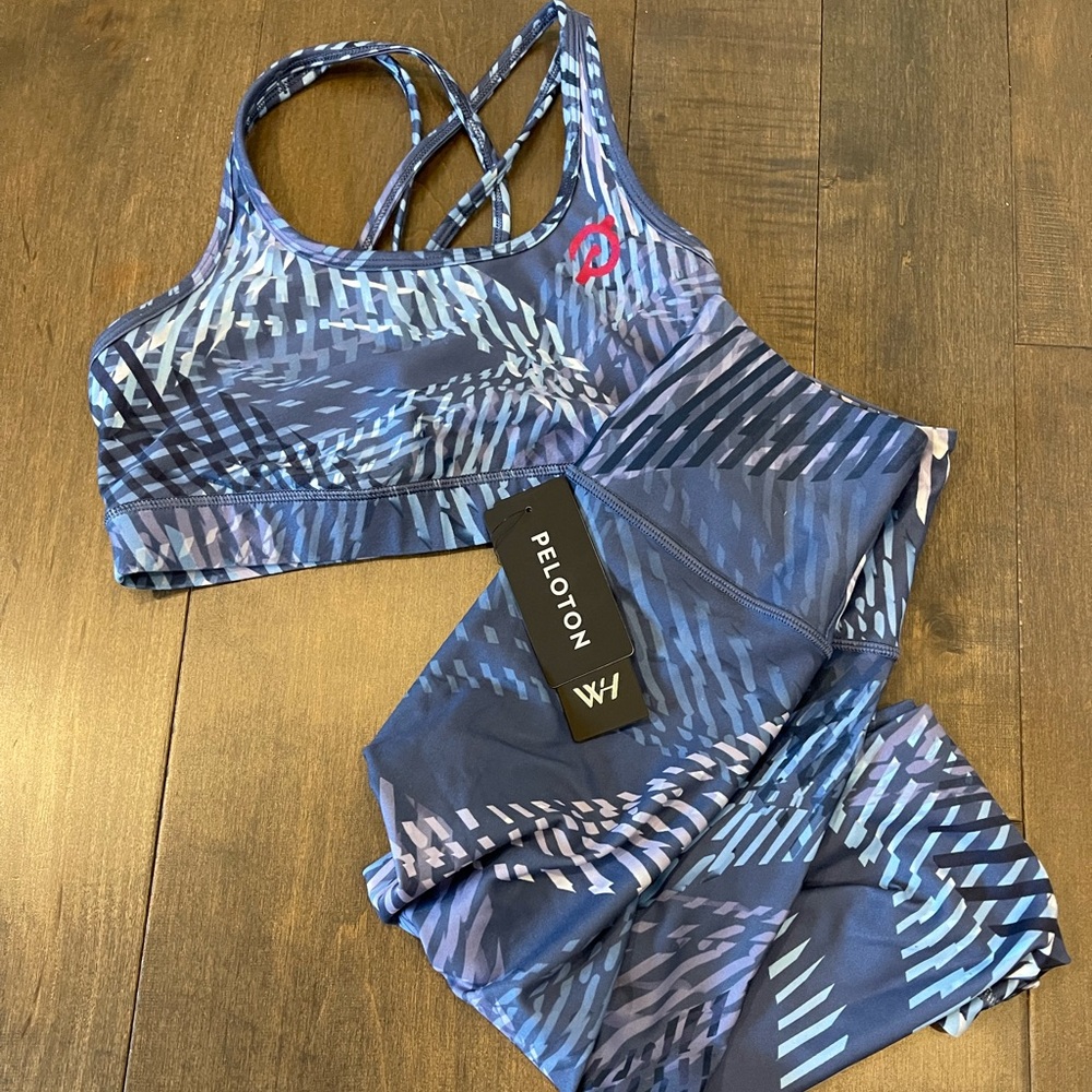 Peloton With brand set (bra and leggings)